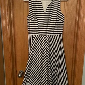 Ann Taylor Striped A Line Full Skirt Petite Dress Size 2P